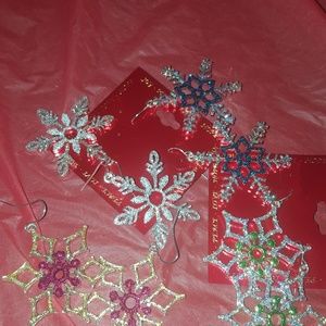 NW silver dust snowflake earrings